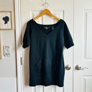 Norma Kamali black short sleeve v neck pullover sweatshirt